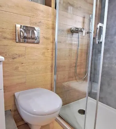 酒店 I Na Szkolnej *